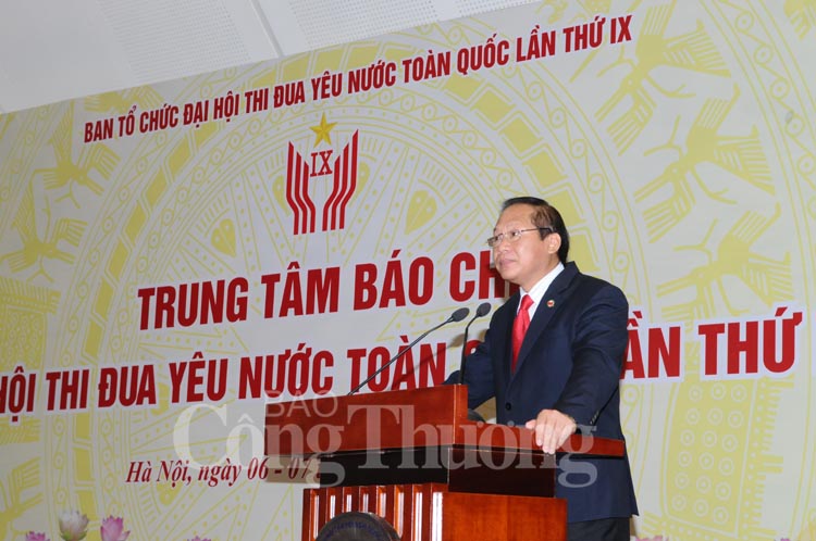 Khai trương Trung tâm Báo chí Đại hội Thi đua yêu nước toàn quốc lần thứ IX