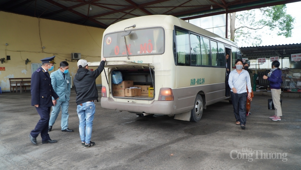 Lực lượng chức năng tỉnh Quảng Ninh tăng cường kiểm tra, kiểm soát hàng hóa khu vực biên giới dịp Tết Nguyên đán 2021