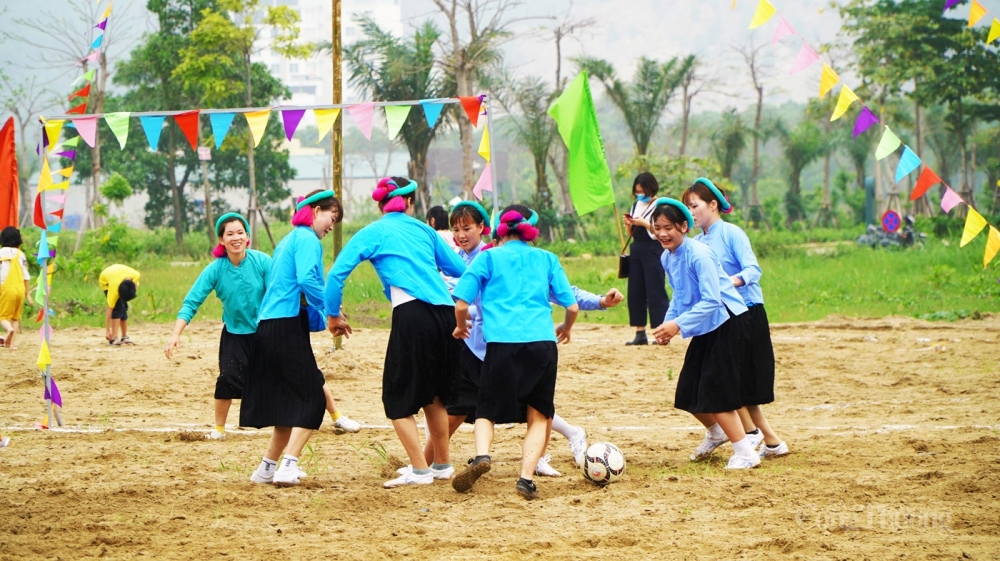 Chắc hẳn bất kỳ du khách nào nếu được chứng kiến trận đấu sẽ đều cảm thấy cùng thích thú và ấn tượng. Chắc hẳn bất kỳ du khách nào nếu được chứng kiến trận đấu sẽ đều cảm thấy cùng thích thú và ấn tượng.