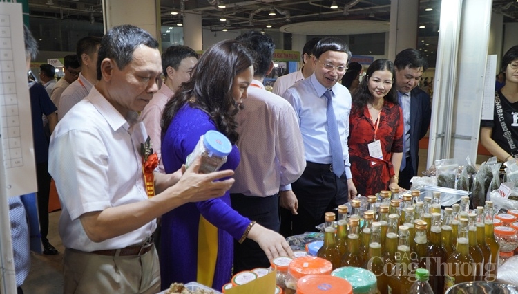 hoi cho ocop quang ninh he 2020 dat tong doanh thu hon 12 ty dong