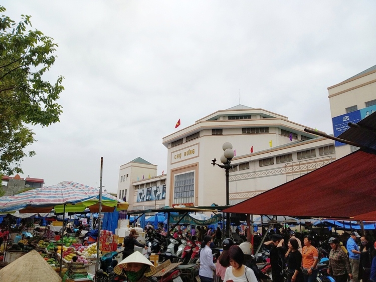 3554 cho rung thi xa quang yen