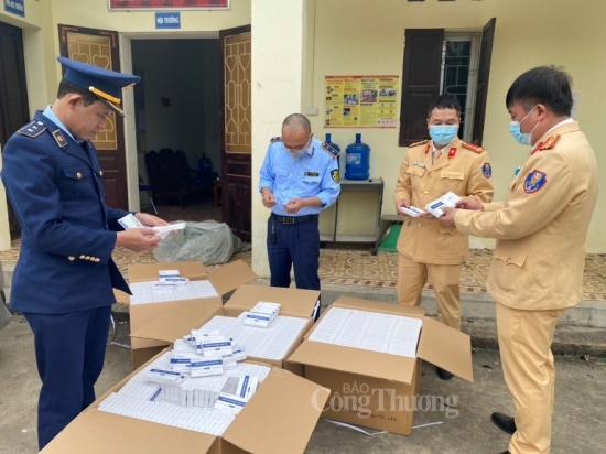 lang son xu ly nhieu vu van chuyen buon ban kit test va thuoc dieu tri covid19 khong ro nguon goc
