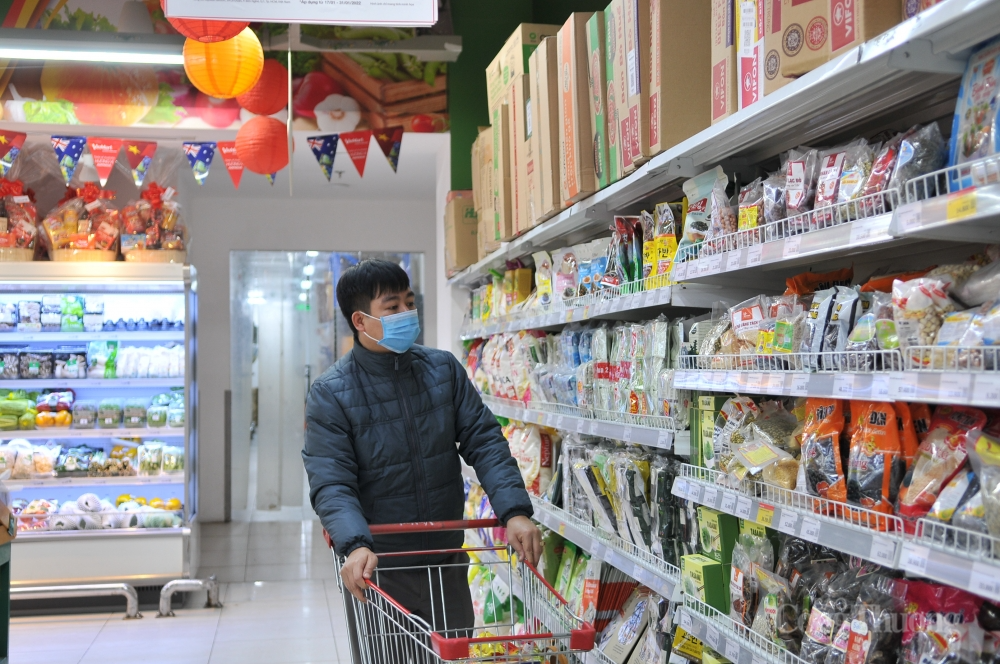 Giải pháp nào để kiểm soát lạm phát, thúc đẩy sự hồi phục phát triển kinh tế?