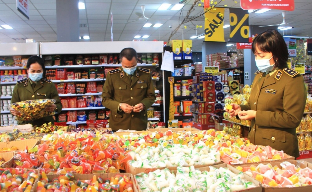 Lai Châu: Ngăn chặn thực phẩm không rõ nguồn gốc