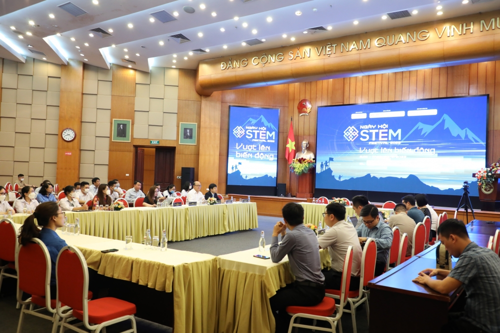 Ngày hội STEM năm 2022: Vượt lên biến động