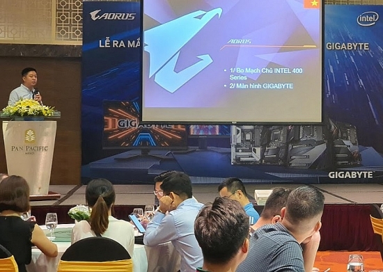 gigabyte trinh lang cac thiet bi dan dau xu huong cong nghe moi
