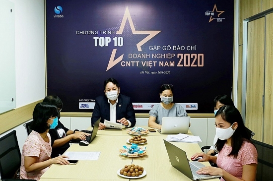 tien phong thuc day phat trien luc luong doanh nghiep cong nghe so