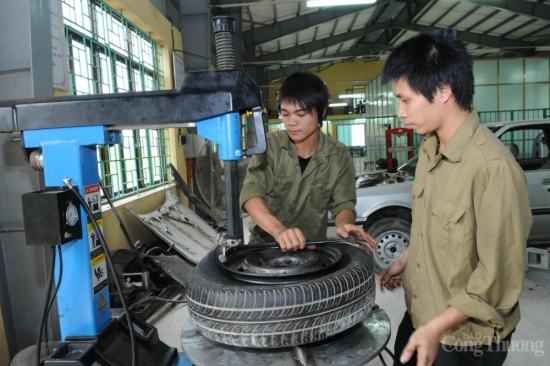 dao tao nghe giai phap can co hieu qua giup thoat ngheo ben vung
