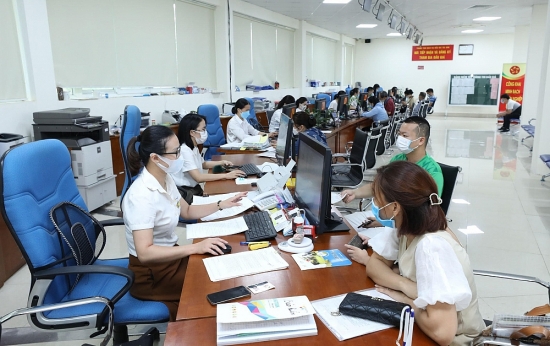 cai cach thu tuc hanh chinh de nguoi dan doanh nghiep khong phai di xin di chay