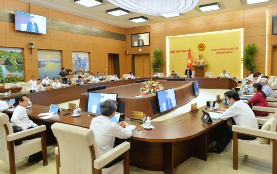 uu tien bo tri nguon luc thuc hien muc tieu giam ngheo ben vung