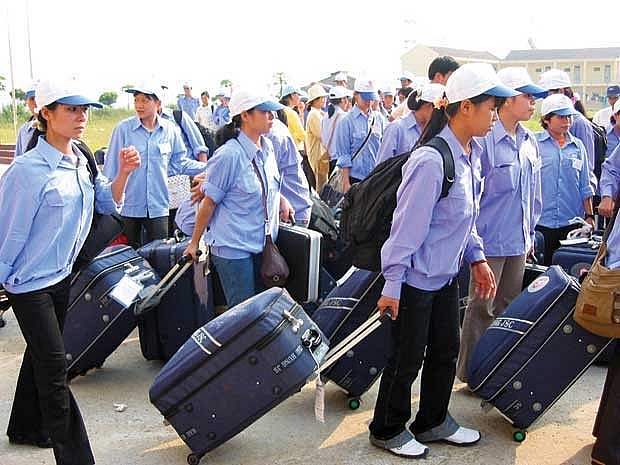 xuat khau lao dong tuyen truyen phai di truoc mot buoc