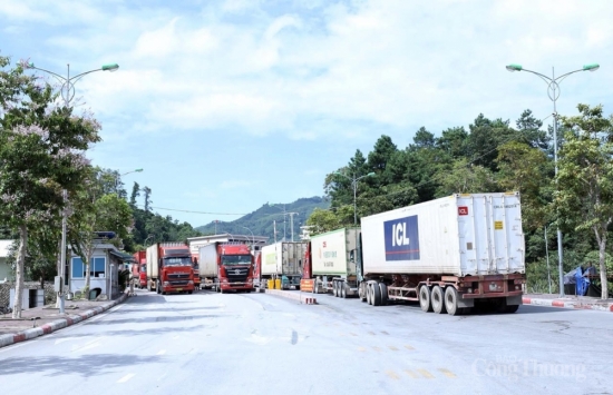 lang son dam bao hoat dong xuat nhap khau qua cac cua khau duy tri thong suot