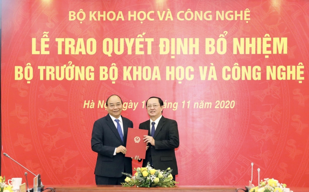 5347-trao-quyet-dinh-bo-nhiem-bo-truong-bo-khoa-hoc-cong-nghe