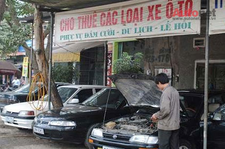 Đắt đỏ dịch vụ cho thuê xe ô tô tự lái dịp Tết