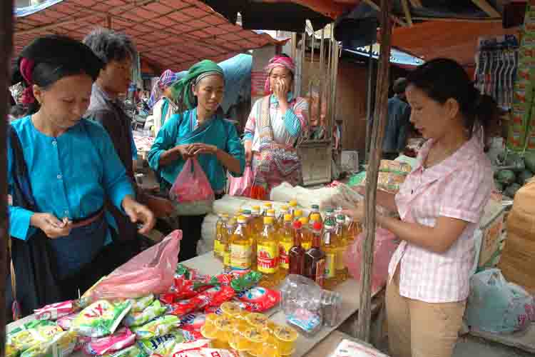 Lai Châu: Nhân rộng mô hình Điểm bán hàng Việt Nam