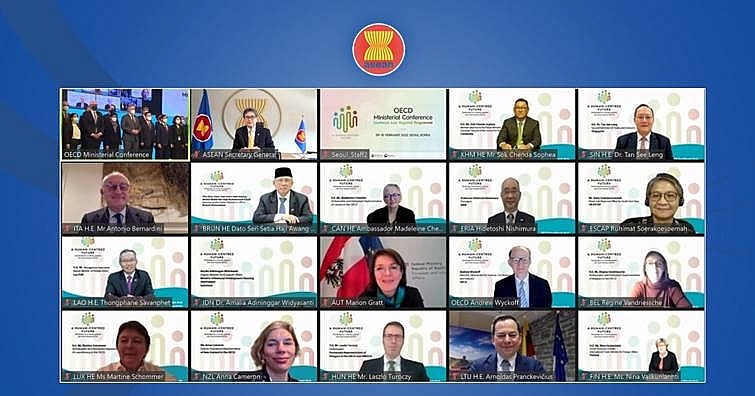 ASEAN và OECD ký Biên bản ghi nhớ về tăng cường hợp tác và chuyển đổi số