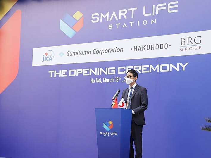 Đại diện Công ty TNHH Sumitomo Corporation Việt Nam phát biểu tại buổi lễ