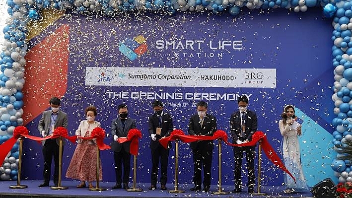 Lễ cắt băng khánh thành “Trạm kết nối cộng đồng”  tại tổ hợp chung cư Le Grand Jardin (Long Biên, Hà Nội)