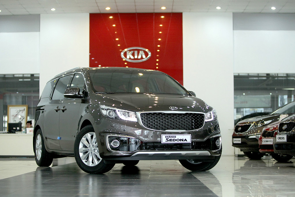 KIA Sedona lắp ráp tại Việt Nam có giá từ 1,18 tỷ đồng