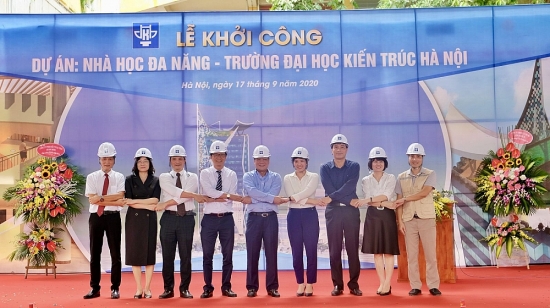 Hộp thư ngày 27/4: Cụm công nghiệp chậm tiến độ ở Thái Nguyên, dấu hiệu sai phạm đấu thầu ở Bộ Xây dựng