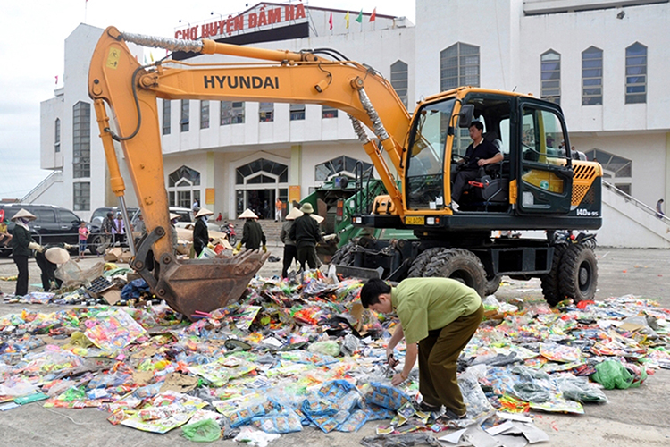 Quyết liệt xử lý hàng giả, hàng nhái