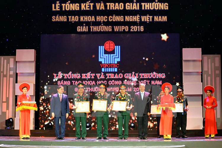 Tôn vinh các công trình sáng tạo tiêu biểu