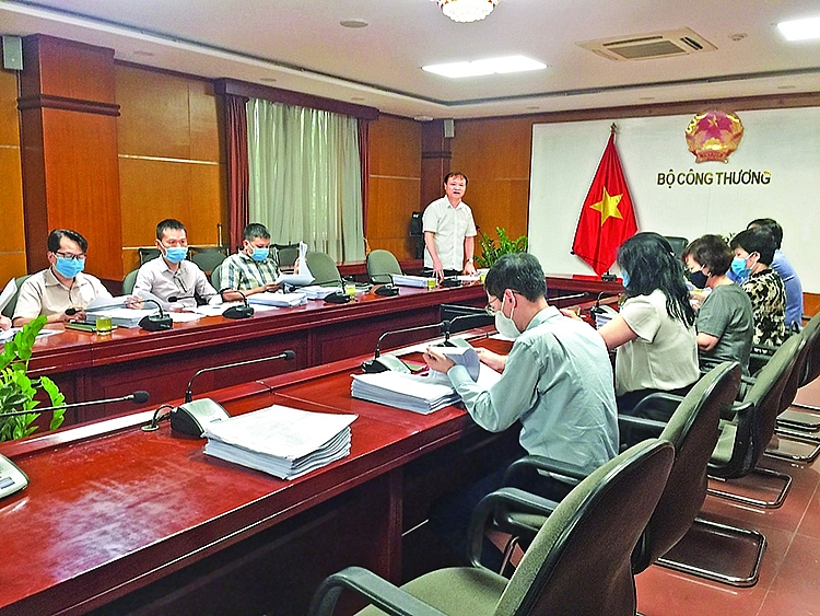 Họp Ban chung khảo Giải Báo chí 70 năm ngành Công Thương Việt Nam