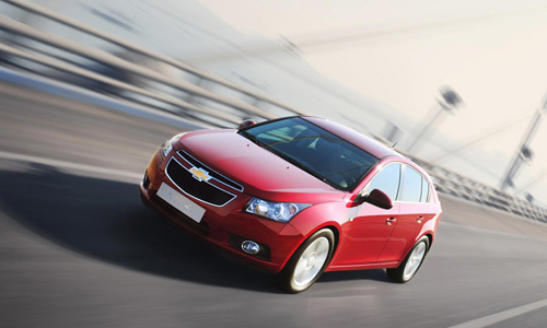 Chevrolet Cruze hatchback cạnh tranh Ford Focus tại Mỹ