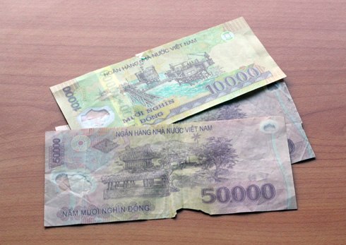 Giám sát tiêu hủy tiền không đủ tiêu chuẩn lưu thông