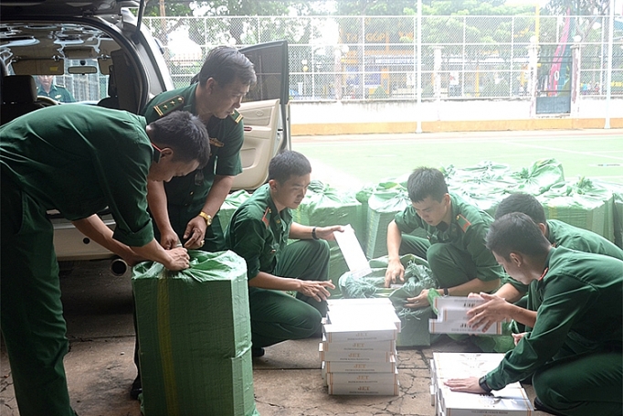 Thuốc lá lậu “nóng” vùng biên