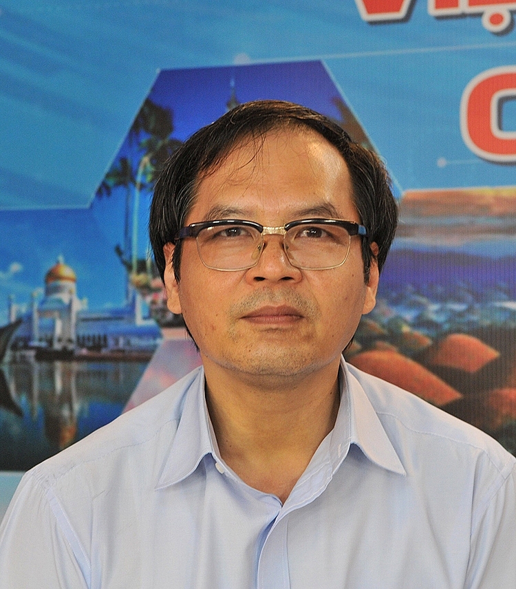 5120 ong to hoai namjpg