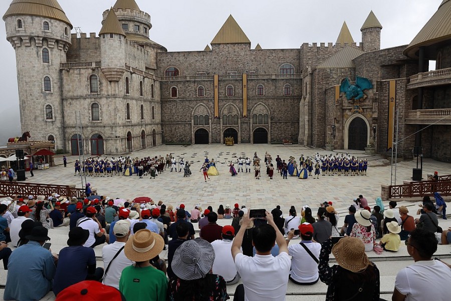 Show diễn Trận chiến ở Vương quốc Mặt Trăng, Sun World Ba Na Hills