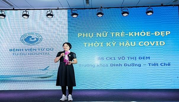 Bác sĩ Võ Thị Đem – Trưởng Khoa Dinh dưỡng Bệnh viện Từ Dũ (hình trên) và Bác sĩ Nguyễn Văn Cường – Chuyên gia dinh dưỡng FCV (hình dưới) chia sẻ kiến thức về tầm quan trọng của nguồn dinh dưỡng cho mẹ và bé ngay từ giai đoạn thai giáo và phương pháp chăm sóc sức khỏe cho cả gia đình