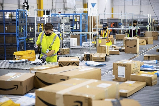 Bắt tay “ông lớn” Amazon để xuất khẩu xuyên biên giới