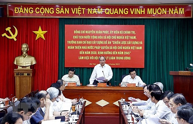 Chủ tịch nước Nguyễn Xuân Phúc phát biểu tại buổi làm việc