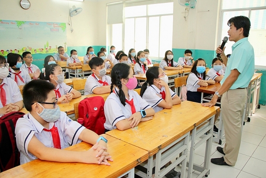 yeu cau sua doi bo sung che do tien luong phu cap uu dai nha giao