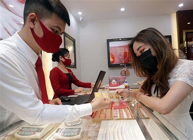 Cân nhắc và rà soát các quy định trong lĩnh vực kinh doanh vàng