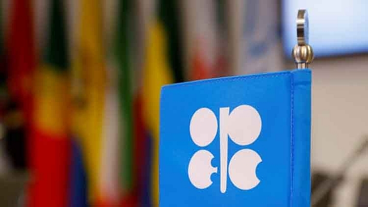 Chiến lược dầu mỏ của OPEC+ có nguy cơ làm chệch hướng phục hồi kinh tế sau đại dịch