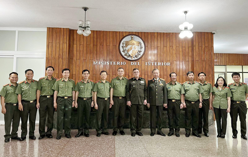 Bộ trưởng Tô Lâm thăm chính thức Cuba -0