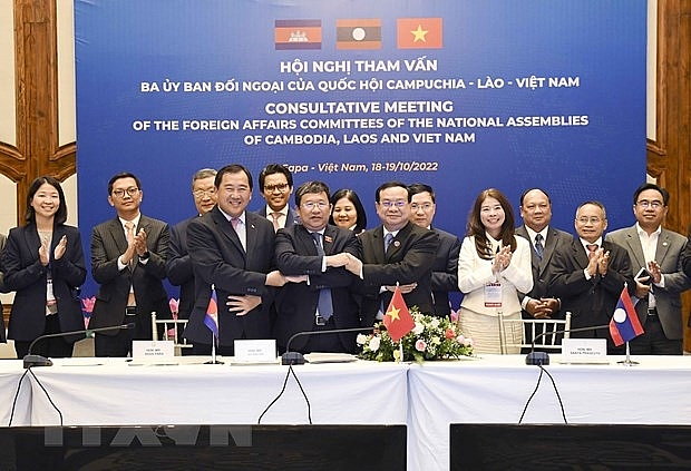 Tăng cường quan hệ hợp tác giữa Quốc hội Việt Nam-Lào-Campuchia