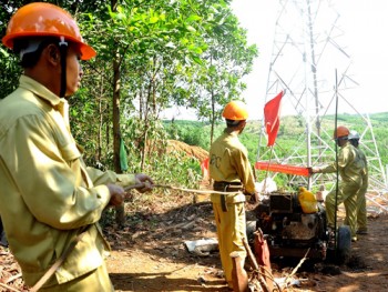 Đường dây và trạm biến áp 220kV Hải Hà - Cẩm Phả: Sẽ về đích đúng hẹn