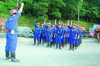 Công ty Than Dương Huy - TKV: Phát động thi đua cuối năm