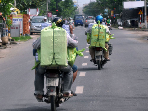 Tổng tấn công thuốc lá nhập lậu