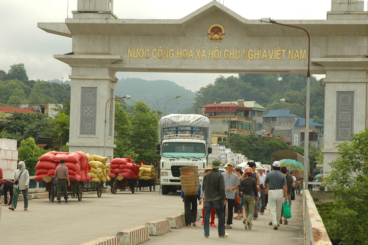 Giữ nhịp giao thương