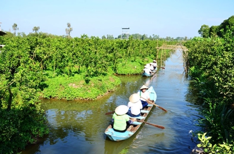 Lấy thi đua làm động lực đạt và vượt mọi mục tiêu, chỉ tiêu đề ra