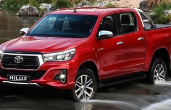 Toyota Hilux bị lỗi ở ống nhiên liệu, phải triệu hồi để thay thế