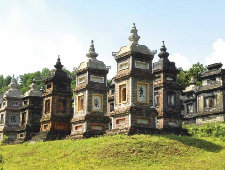 hai ngoi chua nhat dinh phai den o bac giang