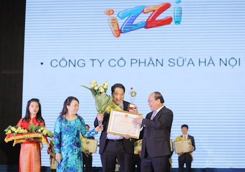 IZZI S+ lọt Top 20 Thương hiệu Vàng thực phẩm Việt Nam năm 2014