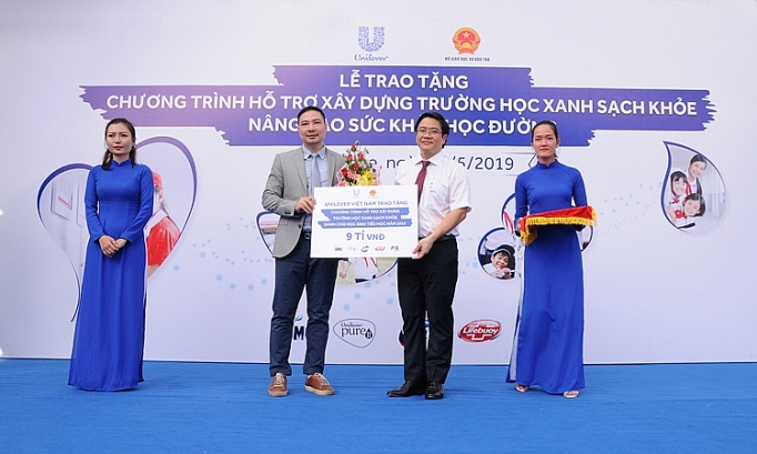 unilever viet nam tiep tuc ho tro xay dung truong hoc xanh sach khoe