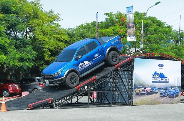 Ford Việt Nam khởi động Chương trình Ford Roadshow 2019